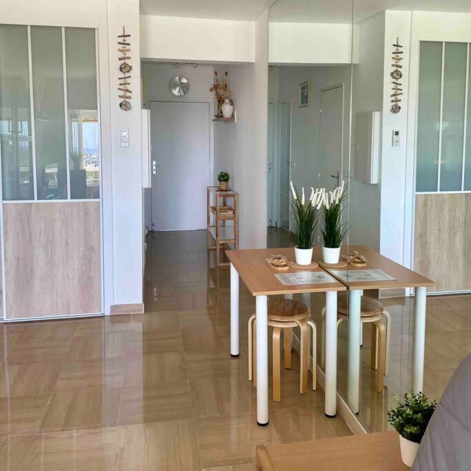 Studio Port Marina - Parking Prive, Climatise Au Ducal Вильнёв-Лубе Экстерьер фото